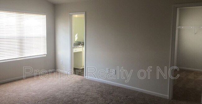 Foto del edificio - 3994 Meredith Woods Ln