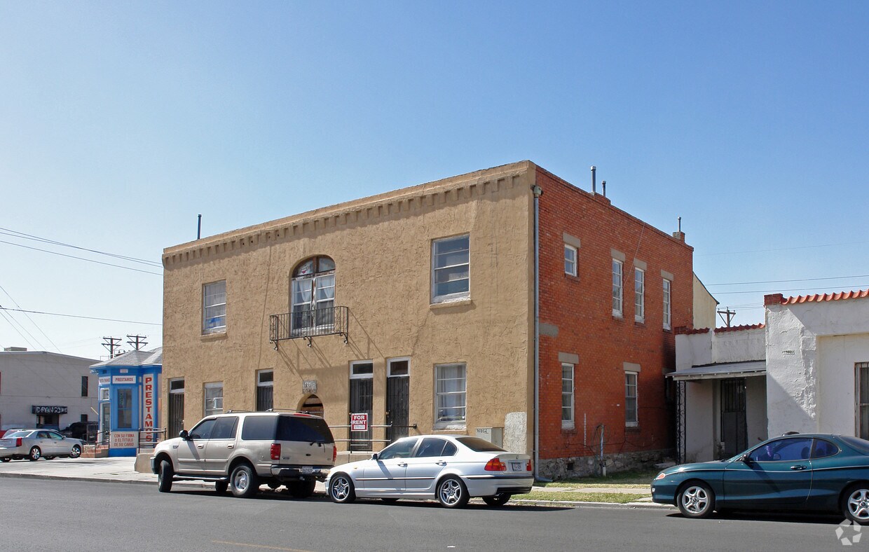Building Photo - 1703-1705 Wyoming Ave