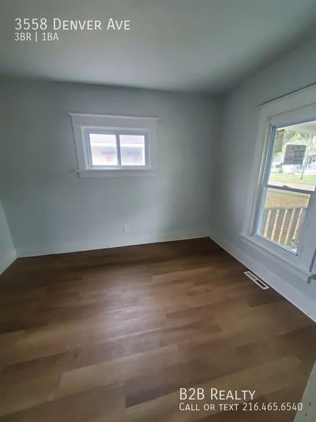 Foto del edificio - 3558 Denver Ave