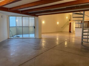 Building Photo - 1020 Mariposa Street