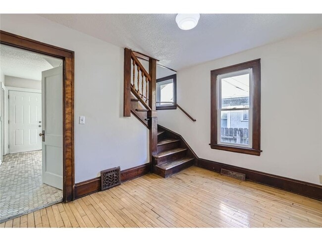 Building Photo - 3715 N Lyndale Ave