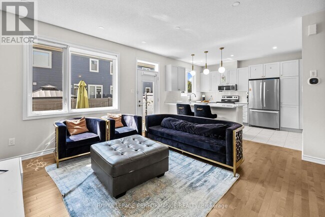 Building Photo - 221 Argonaut Cir