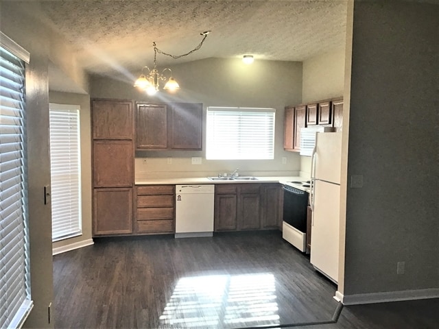 Foto del edificio - 10735 Chinkapin Cir