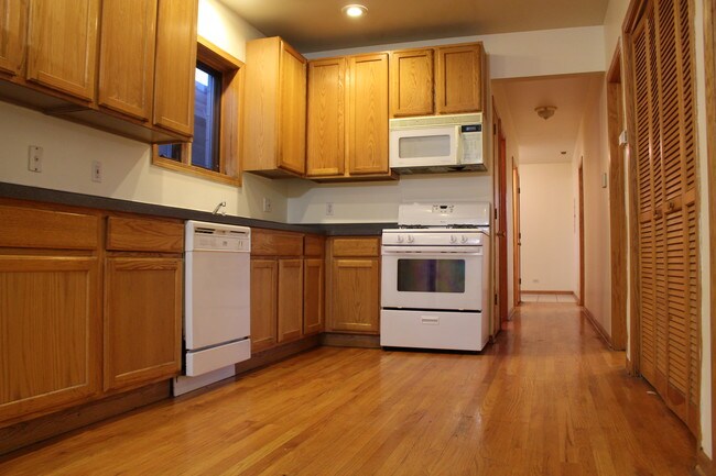 Foto del edificio - 2451 W Taylor St