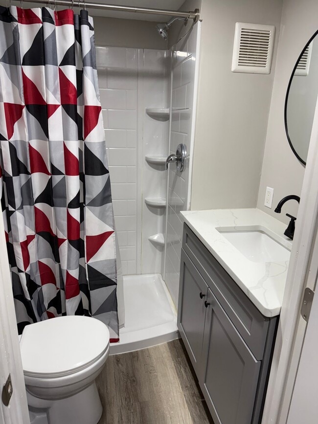 Foto del edificio - 2183 Valleyview Dr