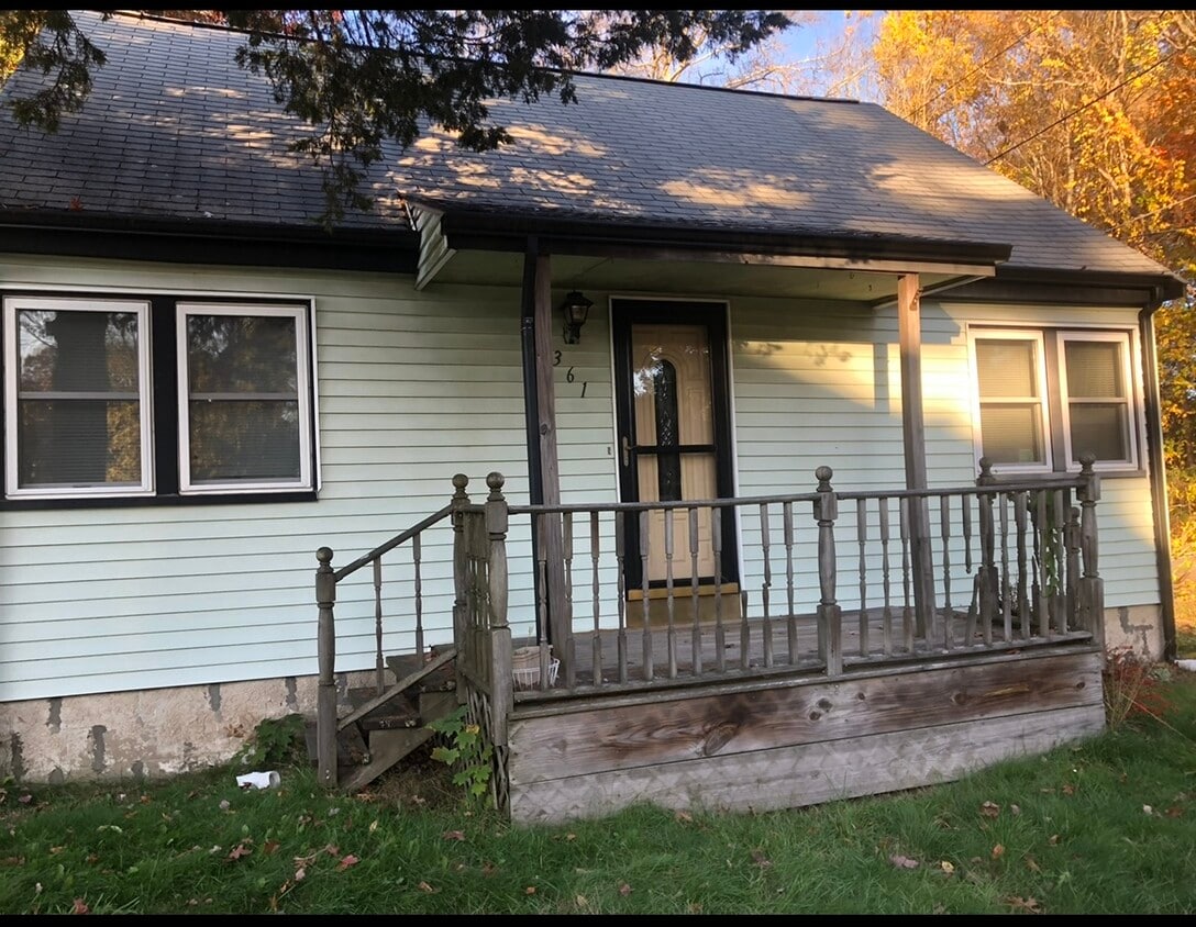 361 Reservoir St, Norton, MA 02766 House Rental in Norton, MA