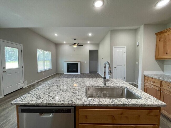 Foto del edificio - 3862 W Linwood St