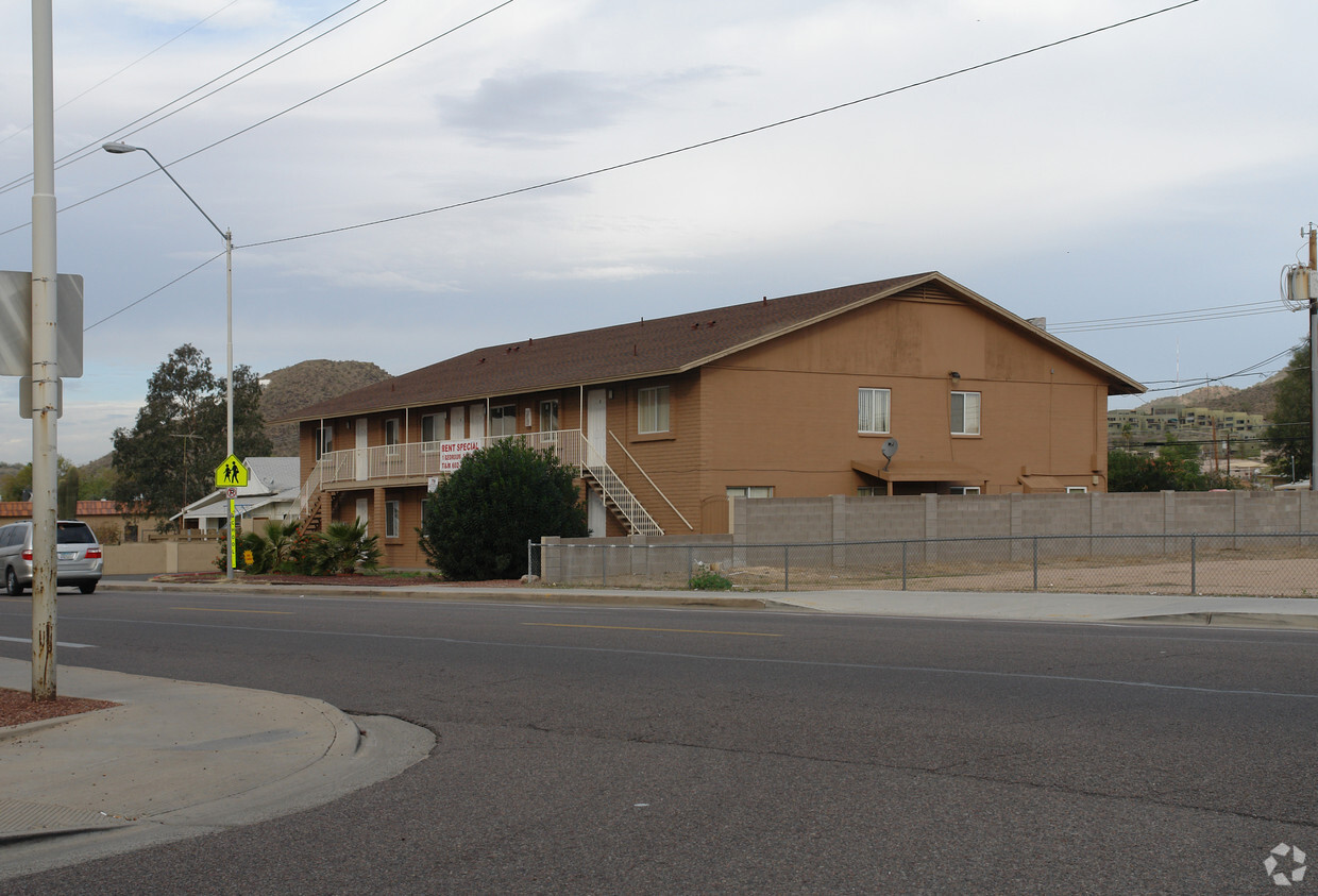 Building Photo - Hatcher Apartments