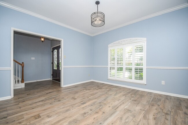 Foto del edificio - 1711 Earl of Dunmore St