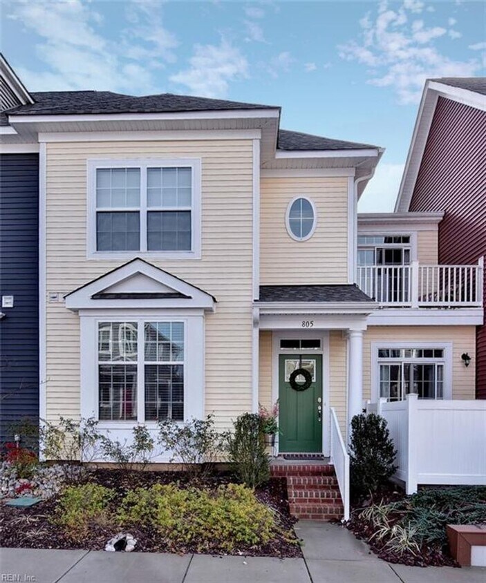 Foto principal - 2BR 2.5BA Townhome
