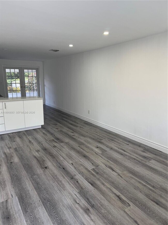 Foto del edificio - 4020 SW 50th St