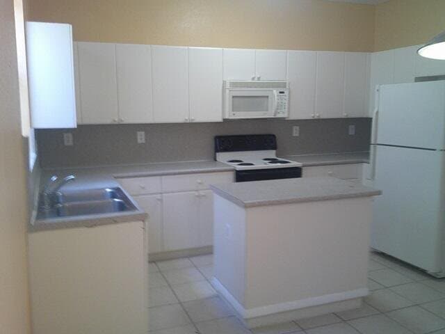 Foto del edificio - 3808 Shoma Dr
