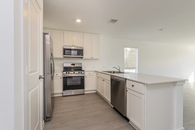 Foto del edificio - 12113 Kellsway Ct