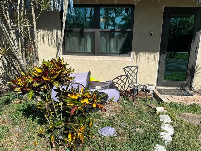 Foto del edificio - 13743 Persimmon Blvd