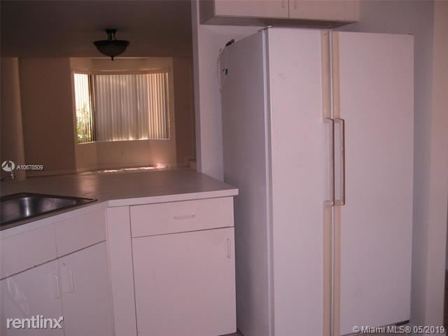 Foto del edificio - 2 br, 2 bath Condo - DADELAND COVE SEC 2