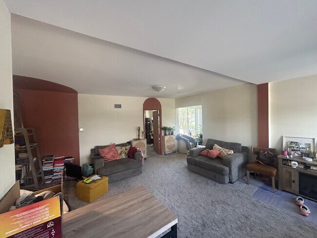 Living Room - 4302 Westfield Ave
