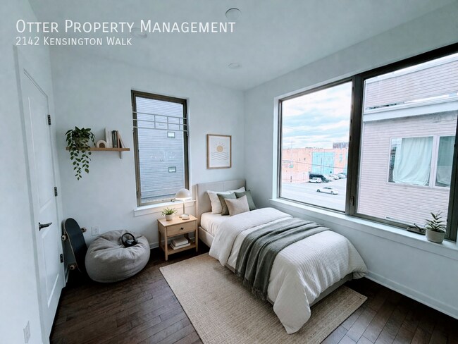 Photo - 2142 Kensington Walk House