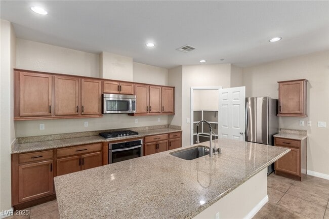 Building Photo - 945 Spiracle Ave