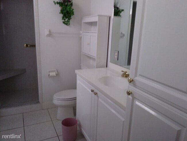 Foto del edificio - 2 br, 2 bath House - 250 Lake Region Blvd S