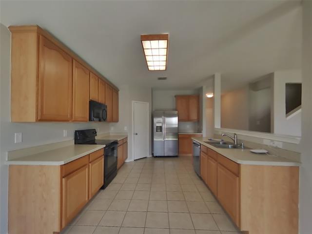 Building Photo - 216 Rambling Way