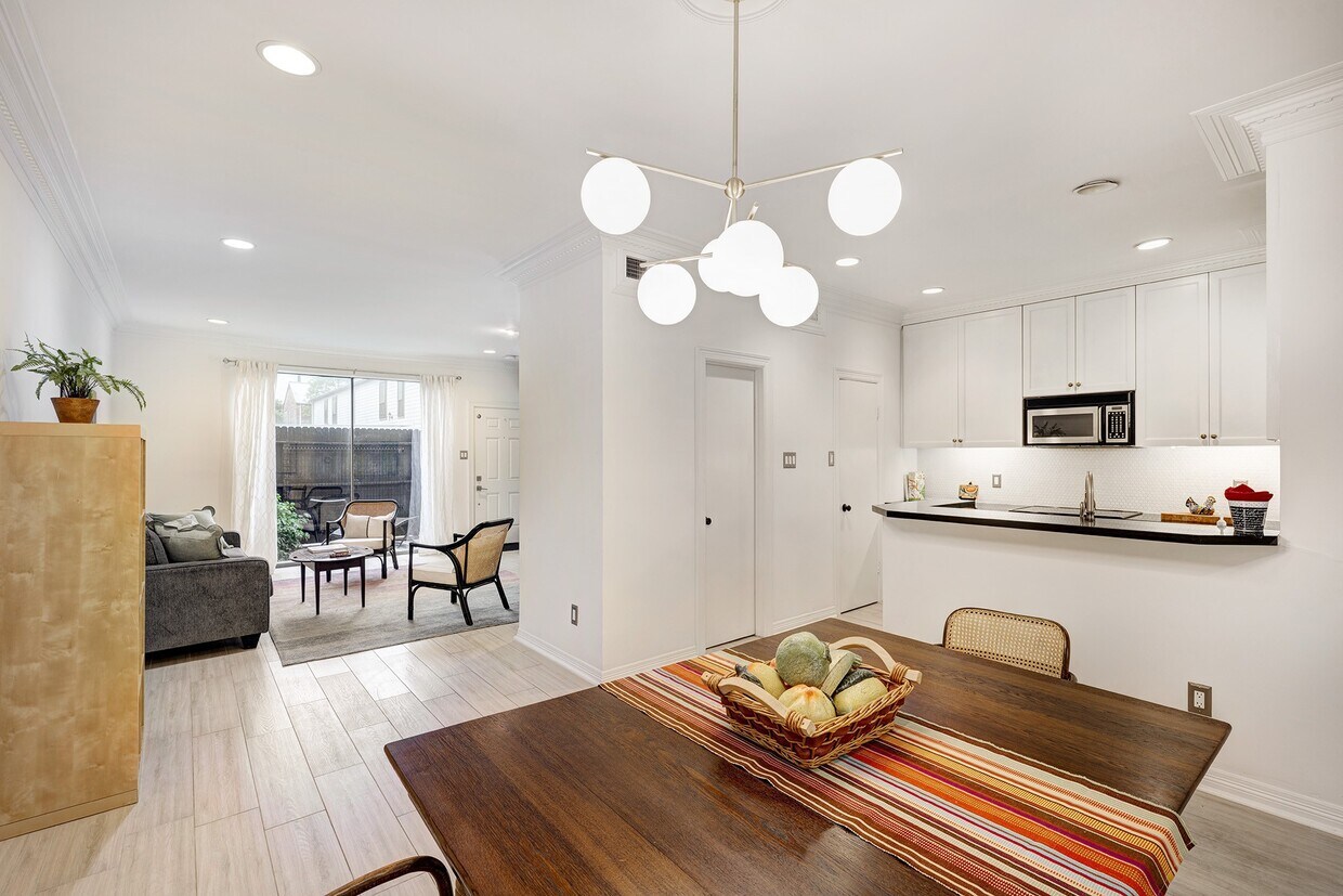 Foto principal - 1201 McDuffie St