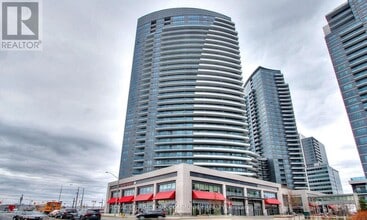 Building Photo - 7161-7161 Yonge St