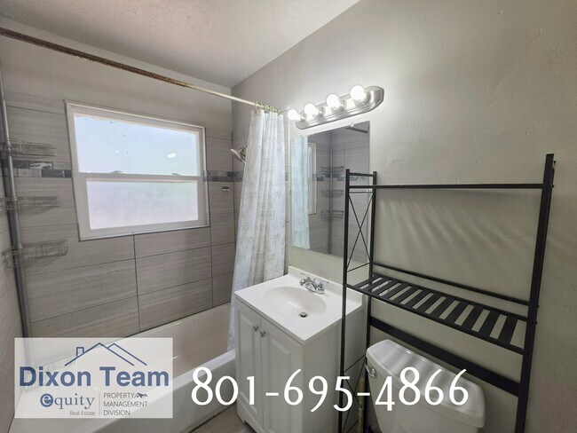Foto del edificio - 1284 E 22nd St