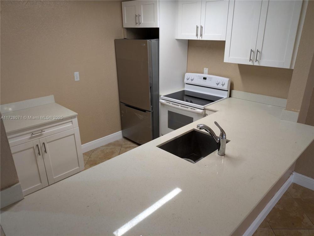 Primary Photo - 1 bedroom in North Miami FL 33162