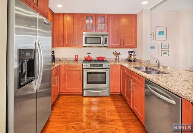 Foto del edificio - 1125 Maxwell Ln