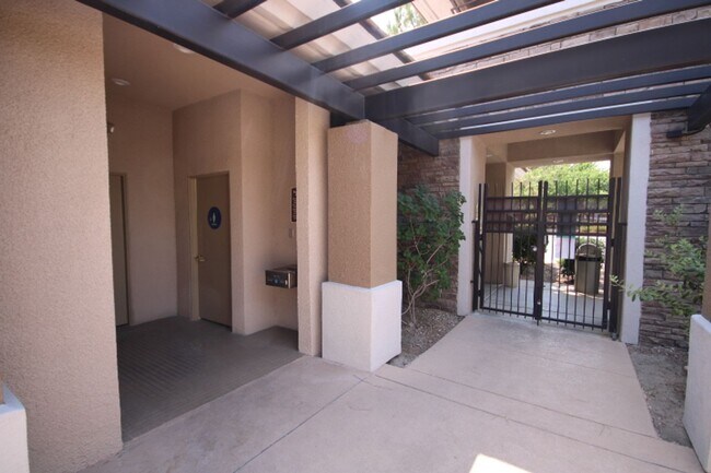 Foto del edificio - Summerlin’s Finest