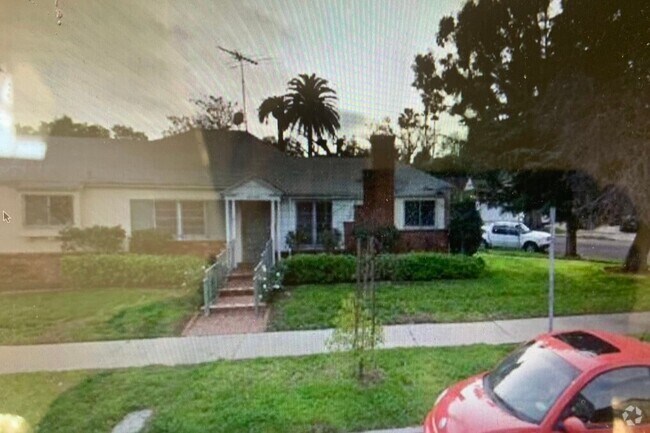 Building Photo - 2157 Patricia Ave
