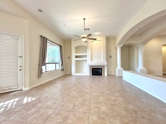 Building Photo - 10844 N 126th Way