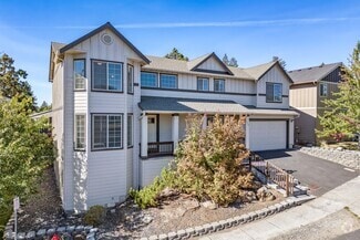 Building Photo - 135 NE Telima Ln