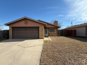 Building Photo - 3110 Chisholm Trail