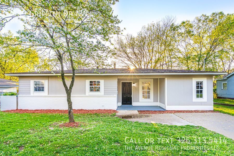 At Home in Huntsville! House Rental in Huntsville, AL