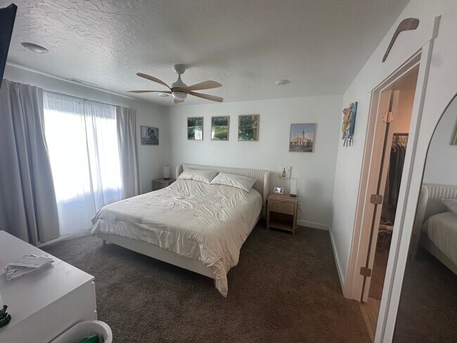 Foto del edificio - 948 Jack Dr