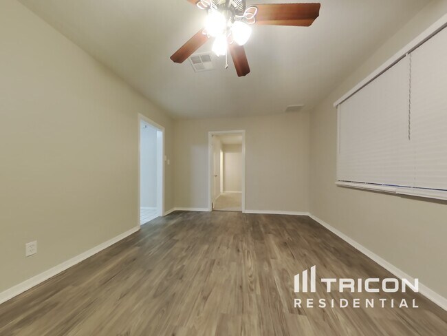 Foto del edificio - 3013 W Echo Lane Phoenix AZ