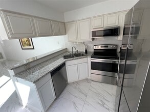 Building Photo - 12255 W Village Dr