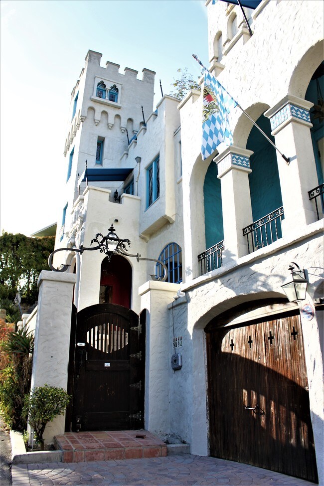 Foto del edificio - 2720 Woodhaven Dr