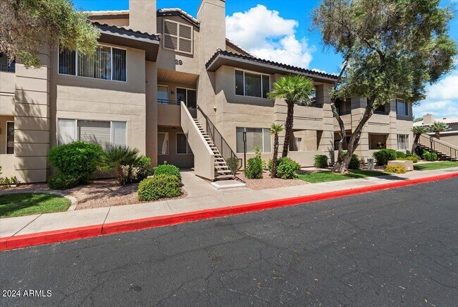 Foto del edificio - 7009 E Acoma Dr