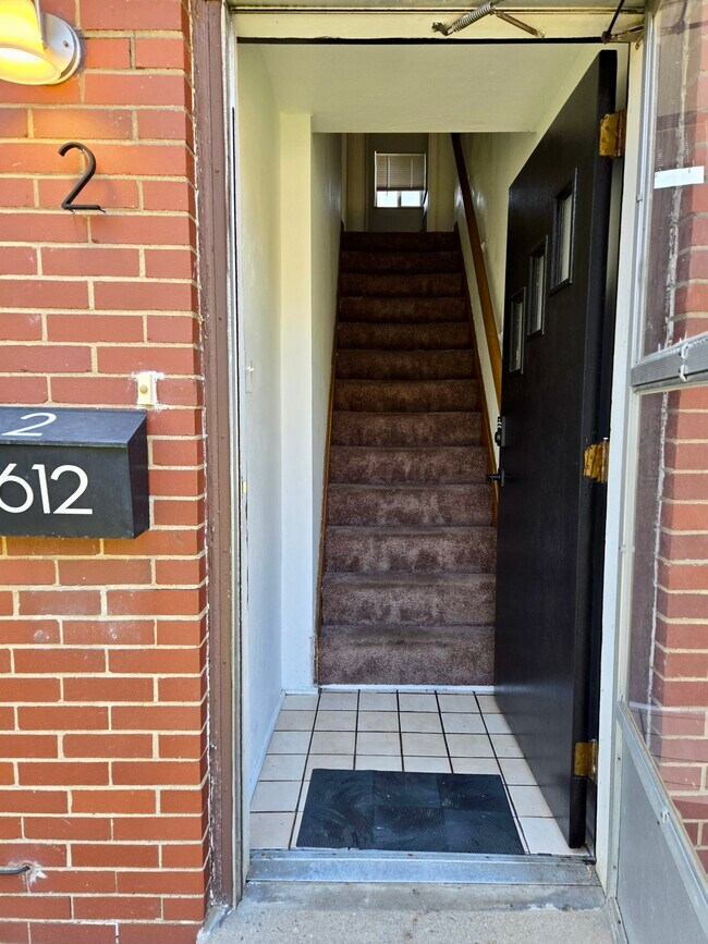 Entrance - 2612 Louisiana Ave
