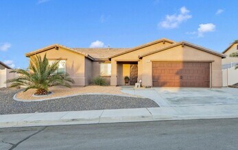 Building Photo - 2212 Falcon Dr