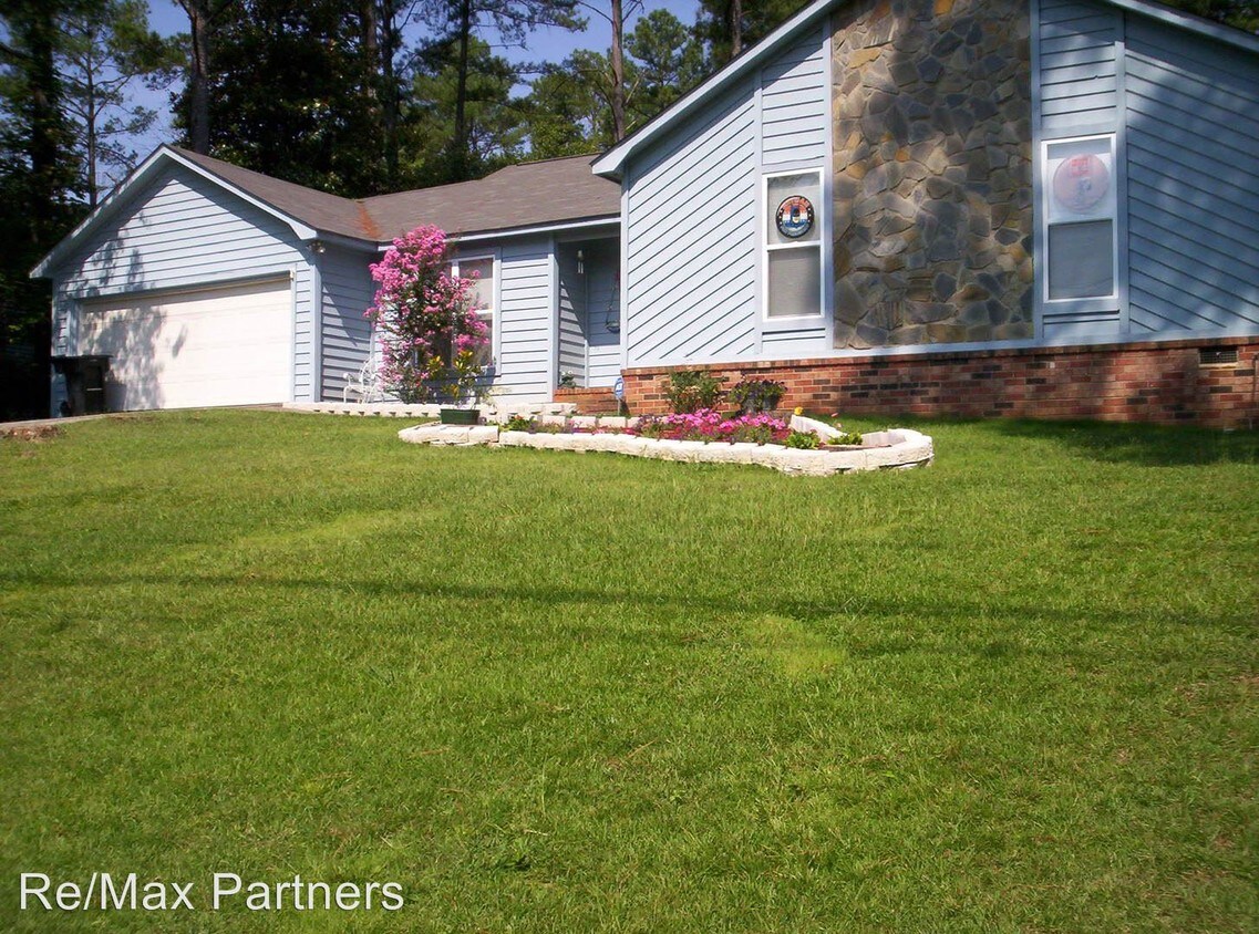 Foto principal - 3 br, 2 bath House - 1119 Brookwood Drive