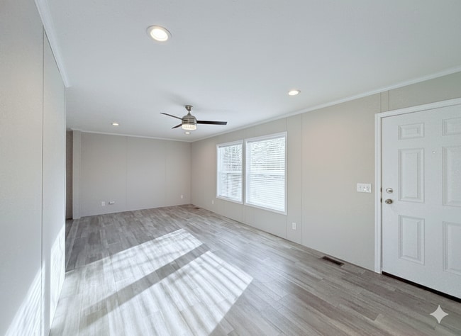 Building Photo - 29805 Jamestown Dr