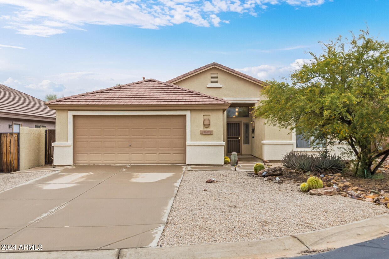 Primary Photo - 4630 E Thorn Tree Dr