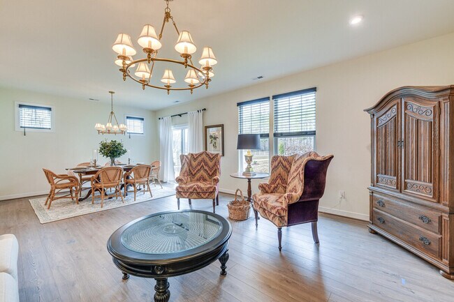 Foto del edificio - 1706 Mainsail Ln