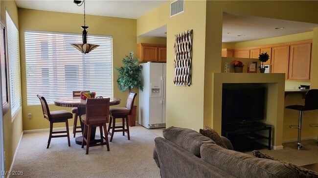 Foto del edificio - 47 E Agate Ave