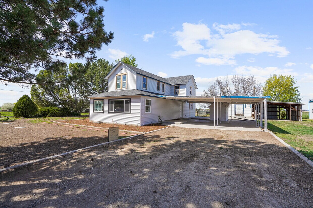 22762 Peckham Rd, Wilder, ID 83676 House for Rent in Wilder, ID