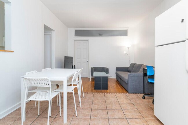 Foto del edificio - 1569 1st Ave