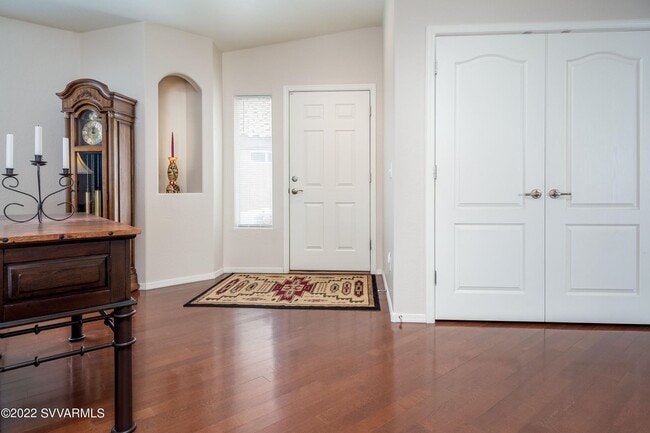 Building Photo - Unfurnished beauty in lovely Amante